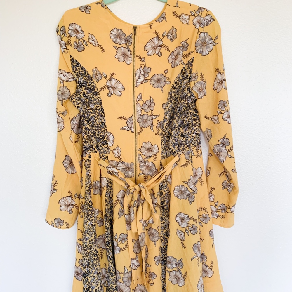 Autumn Yellow - Picture 2 of 3